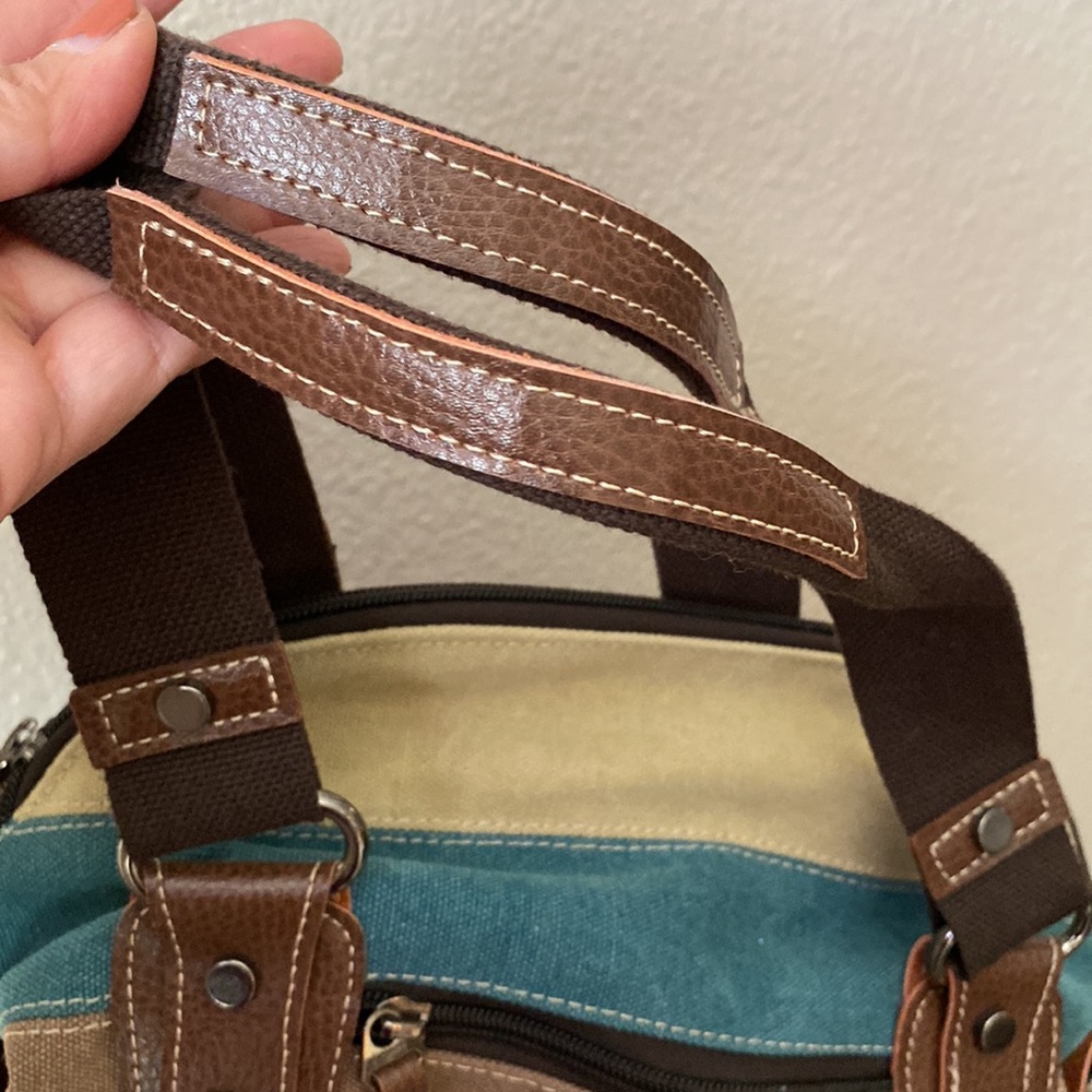 Cloth Tote - Picture 4 of 5